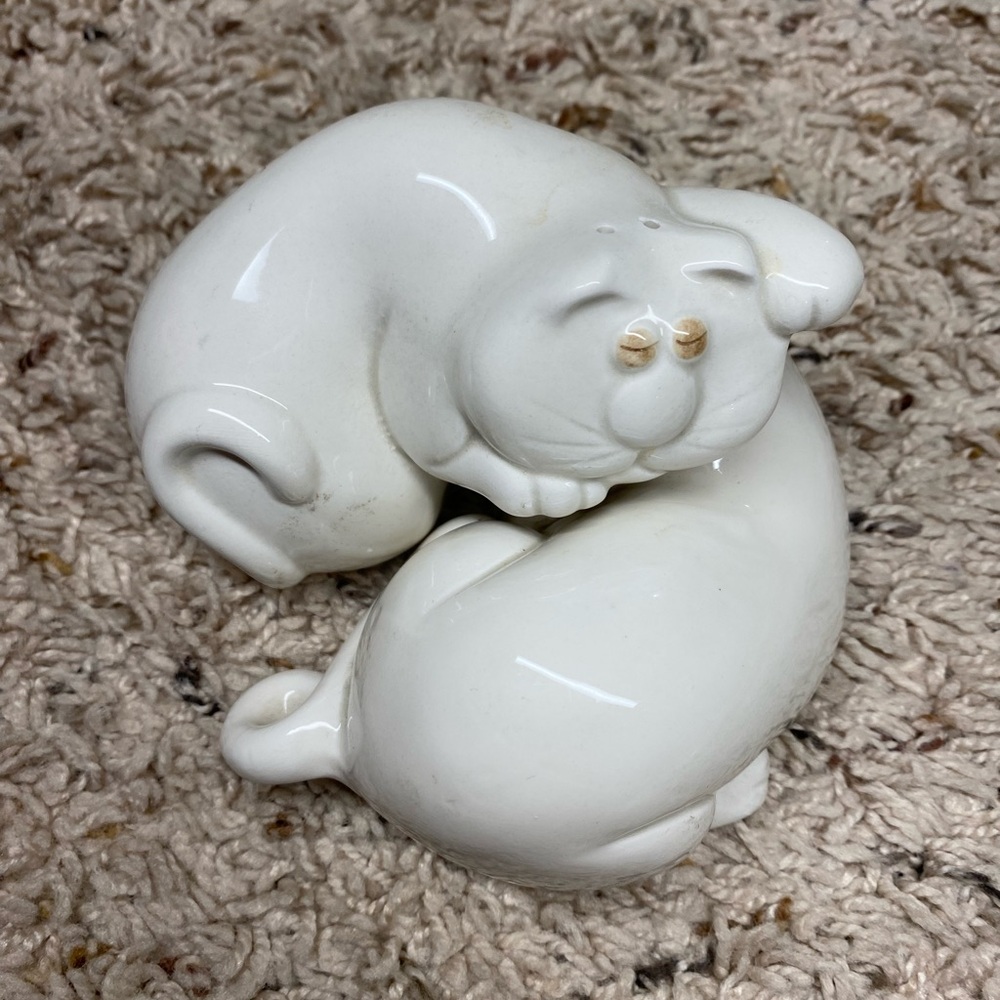Vtg Fitz & Floyd Vintage “Cat Nap” Whimsical Sleeping Cats Salt & Pepper Shakers
